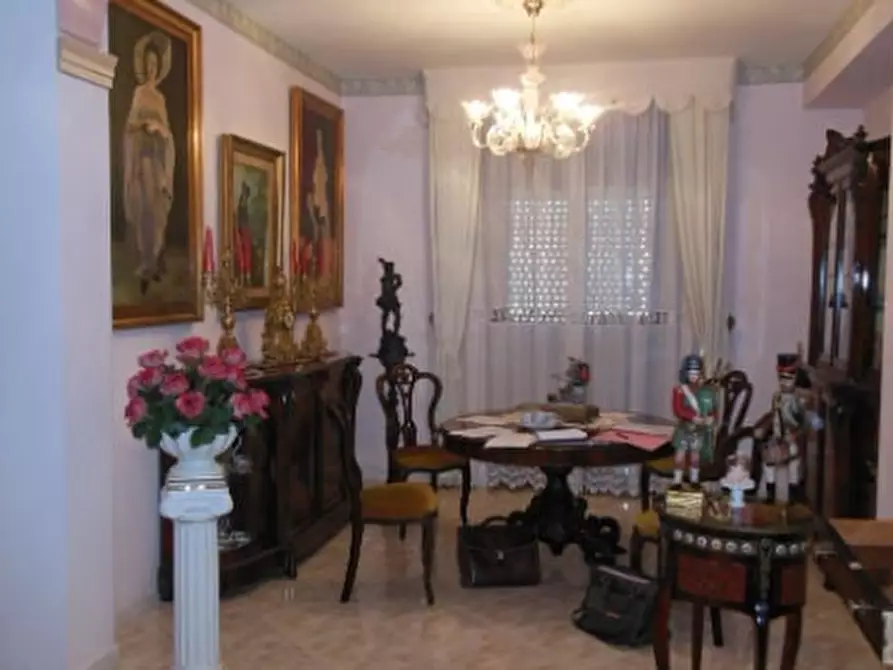 Immagine 1 di Appartamento in vendita  in corso italia) a Ercolano