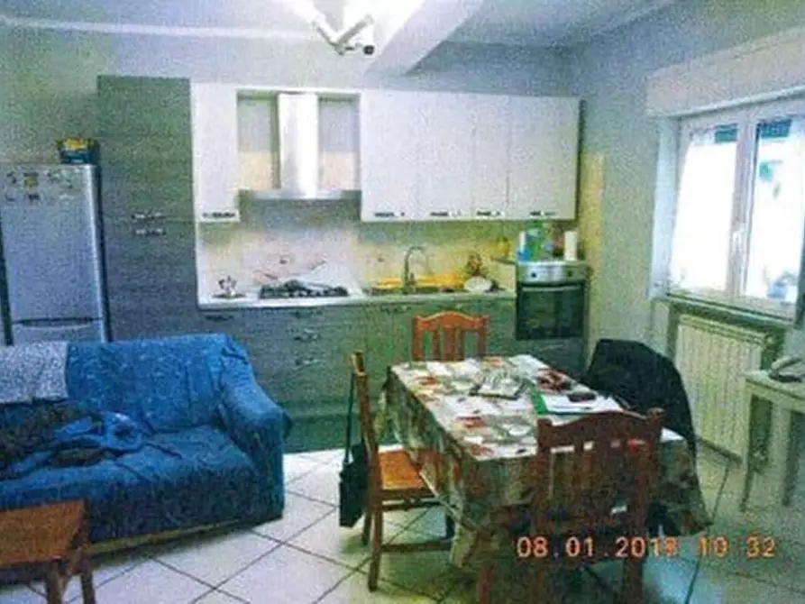 Immagine 1 di Appartamento in vendita  in VIA II CASA COPPOLA ZONA PRIVATI a Castellammare Di Stabia