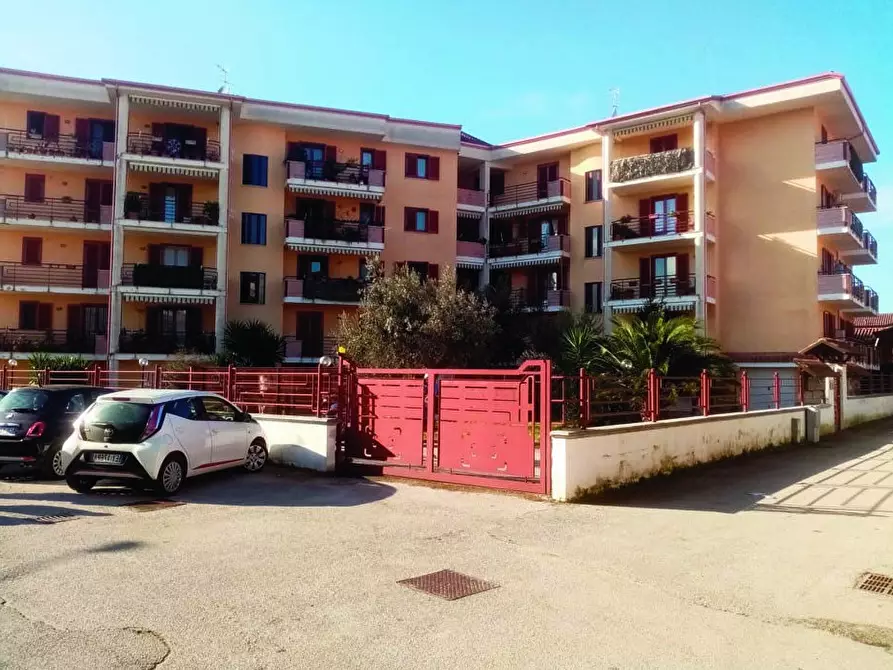 Immagine 1 di Appartamento in vendita  in VIA DEGLI AIRONI a Castelvenere