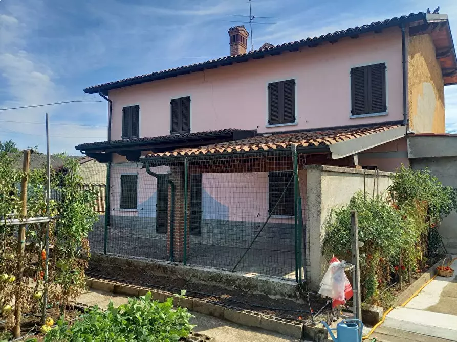 Immagine 1 di Casa indipendente in vendita  a Chignolo Po