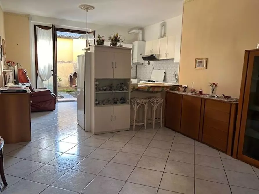 Immagine 1 di Appartamento in vendita  a Castiglione D'adda