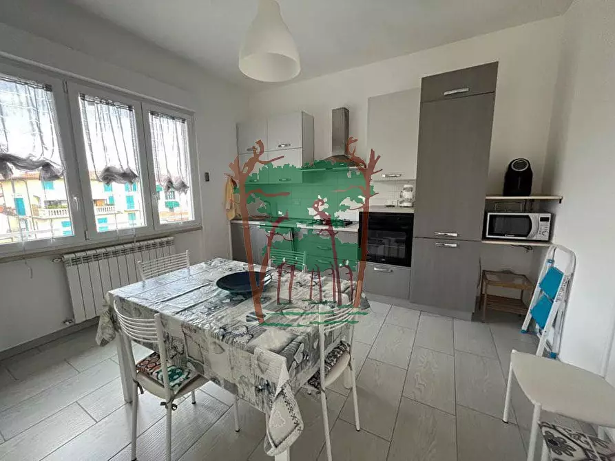 Immagine 1 di Appartamento in vendita  in Via Italica 13 a Camaiore