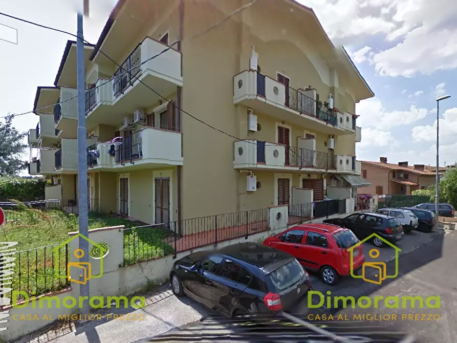 Immagine 1 di Appartamento in vendita  in VIA G. PUCCINI 54 a Pescia