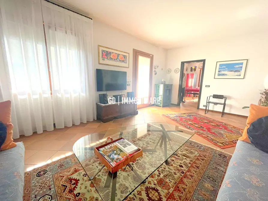 Immagine 1 di Appartamento in vendita  a Caerano Di San Marco