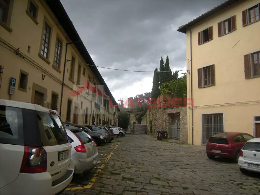 Immagine 1 di Villa in vendita  in Piazzetta del Praticino a Arezzo