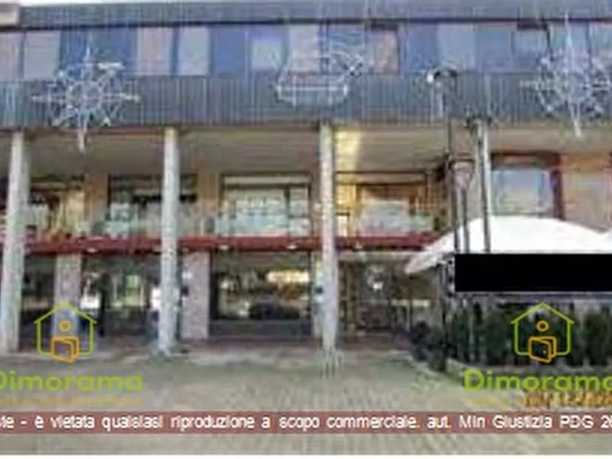 Immagine 1 di Posto auto in vendita  in Localita' Fraz. centobuchi Largo XXIV Maggio 19 a Monteprandone