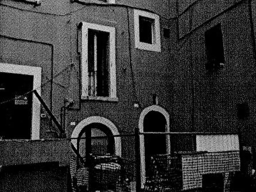 Immagine 1 di Magazzino in vendita  in Corso Gregorio Schiavi a Acquasanta Terme