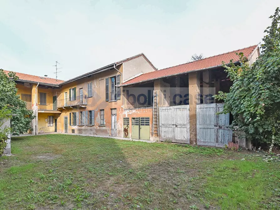 Immagine 1 di Villa in vendita  in VIA GARIBALDI a Arosio