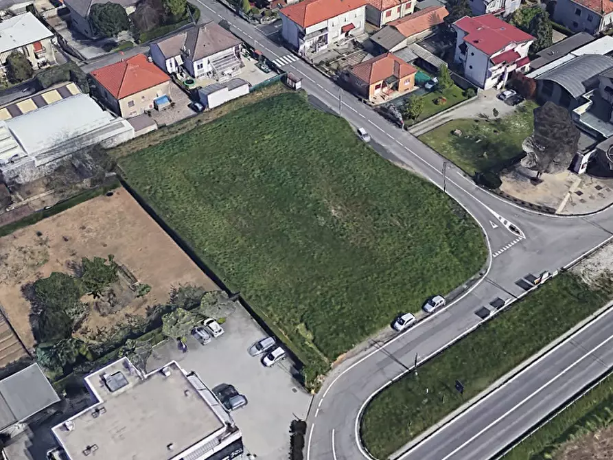 Immagine 1 di Terreno edificabile in vendita  a Senago
