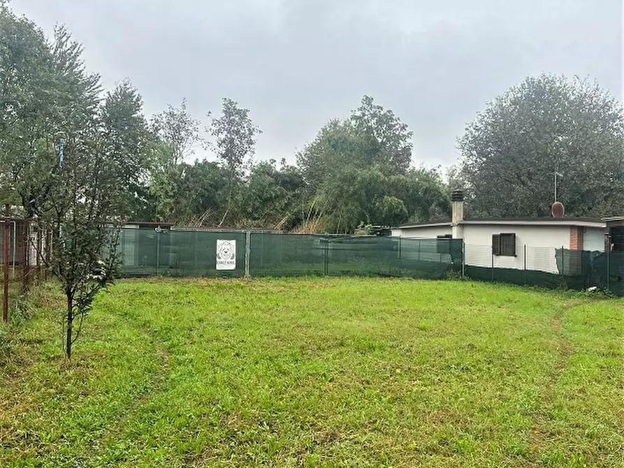 Immagine 1 di Terreno edificabile in vendita  in VIA ASIAGO a Senago