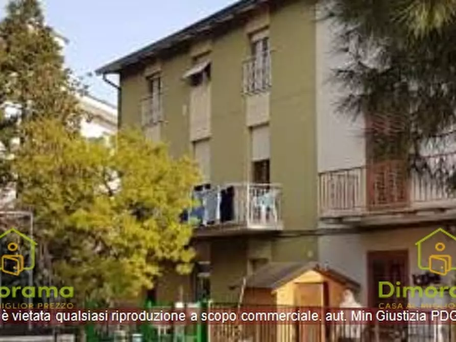 Immagine 1 di Appartamento in vendita  in Via Magellano n.25 a Civitanova Marche