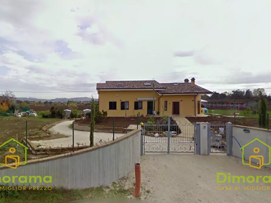 Immagine 1 di Villa in vendita  in Via Ronco  3/A a Montemarciano