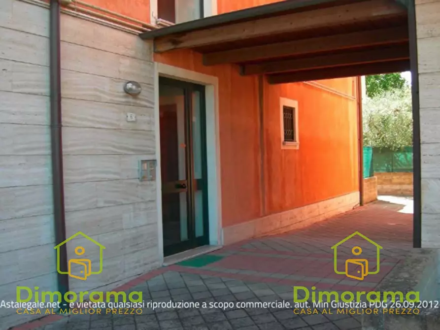 Immagine 1 di Appartamento in vendita  in Frazione Calcinelli - Via Villafranca  6/A a Colli Al Metauro
