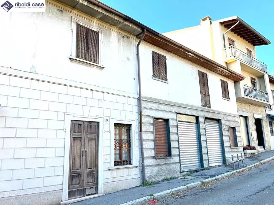 Immagine 1 di Casa indipendente in vendita  in VIA MADONNINA a Arosio