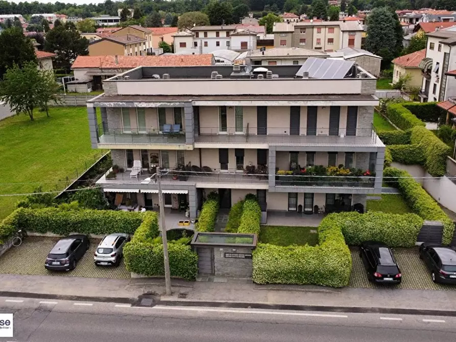 Immagine 1 di Appartamento in vendita  in VIA SANZIO a Arosio