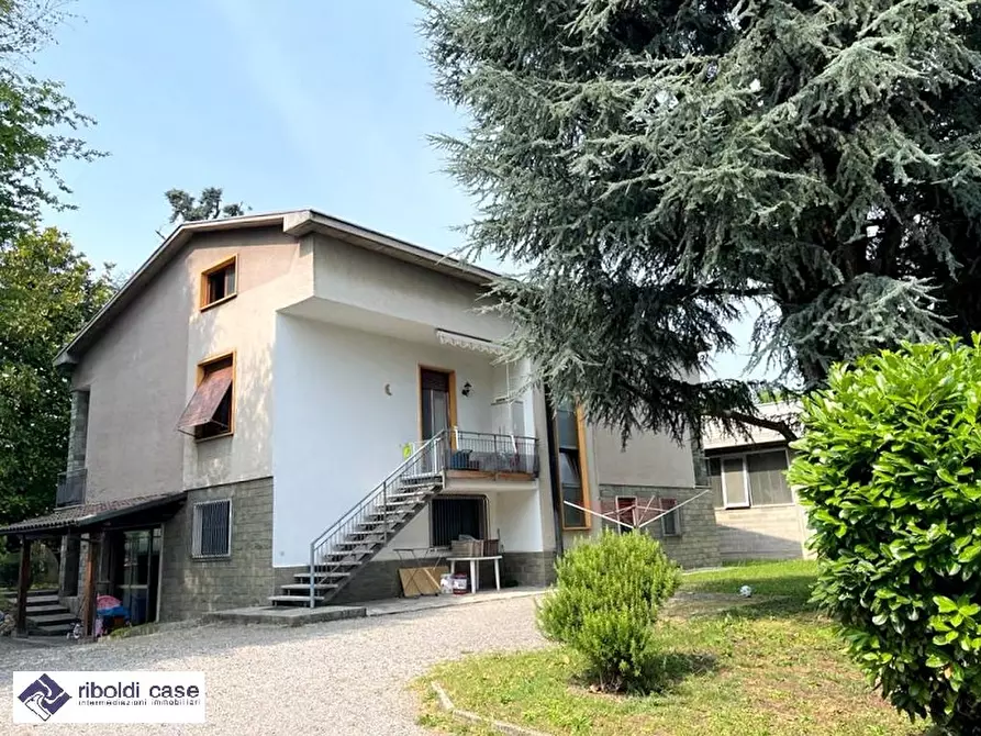 Immagine 1 di Villa in vendita  in VIA COMASINA a Verano Brianza