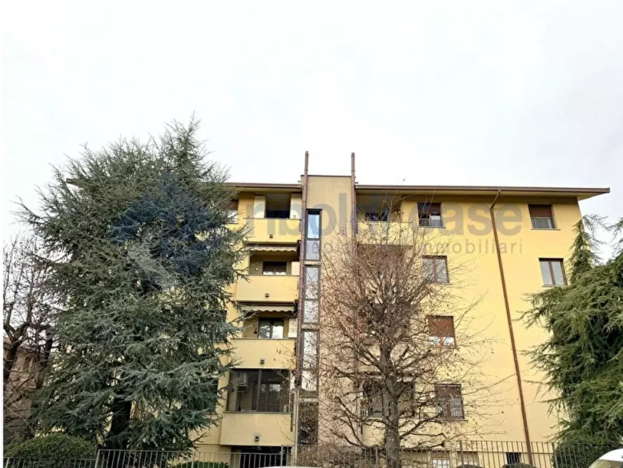 Immagine 1 di Appartamento in vendita  in VIA DANTE a San Giorgio Su Legnano