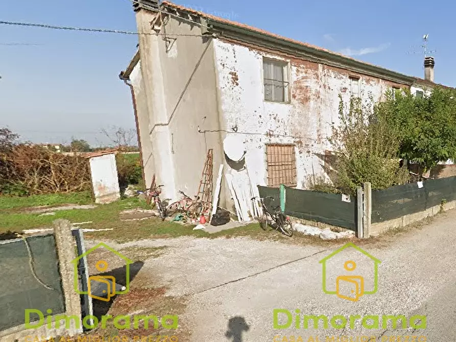 Immagine 1 di Casa indipendente in vendita  in Via Fiumazzo n. 809 a Lugo