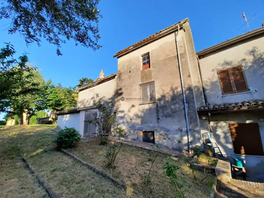 Immagine 1 di Villa in vendita  in VIA GARIBALDI 134 a Terre Roveresche