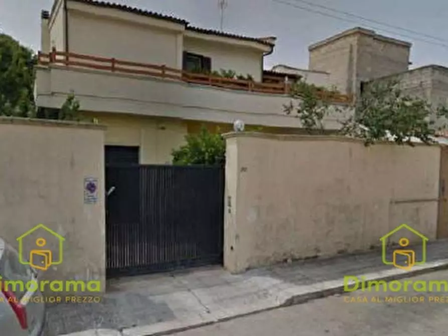 Immagine 1 di Appartamento in vendita  in con accesso dalla Via Sandonaci 227 e dalla Via Duca di Genova 212 227 a Mesagne