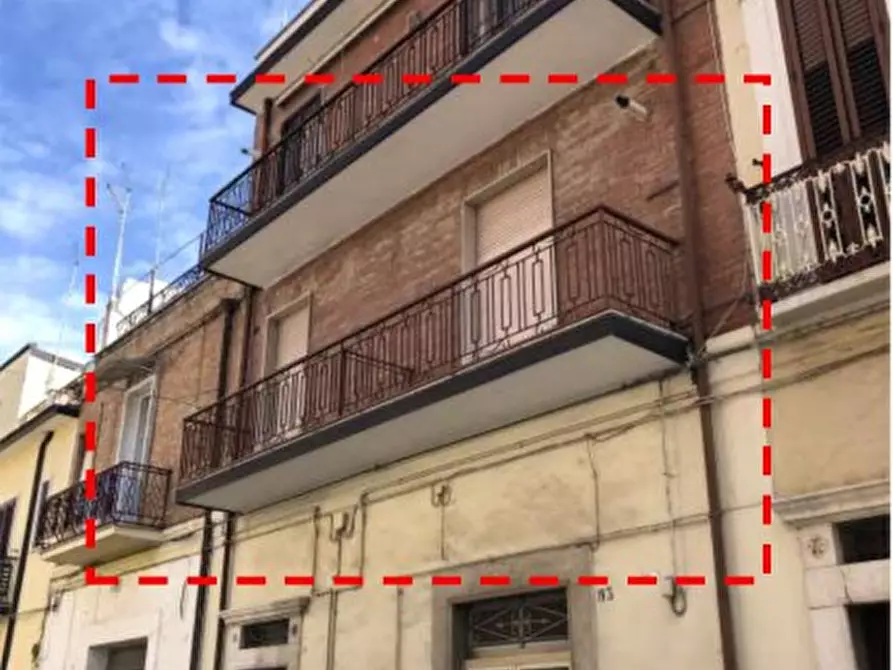 Immagine 1 di Appartamento in vendita  in via Antonio Miroballo 95 a San Severo