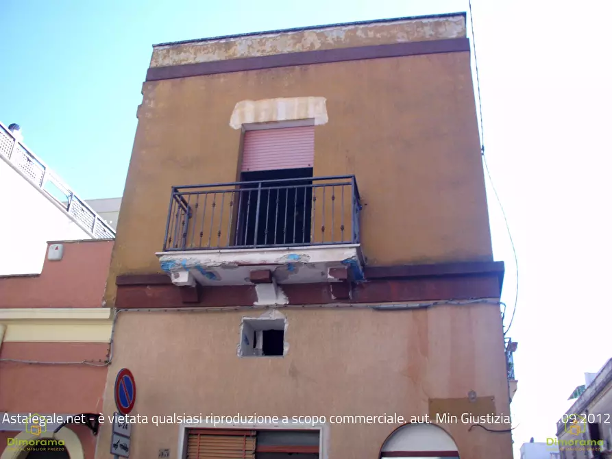 Immagine 1 di Appartamento in vendita  in Via Arione  35 angolo Via Piave 35 a Brindisi
