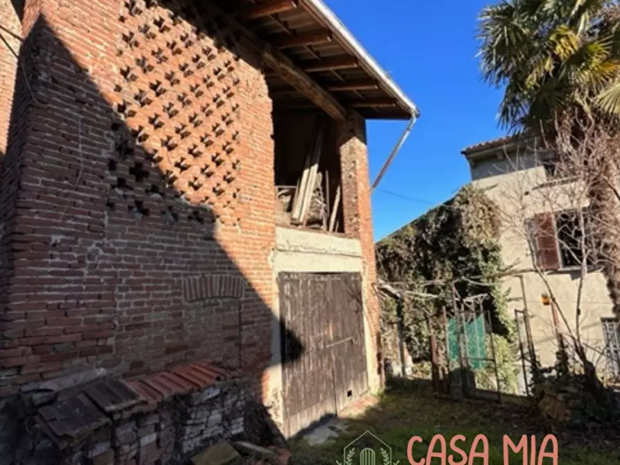 Immagine 1 di Casa indipendente in vendita  in strada vecchia a Agazzano
