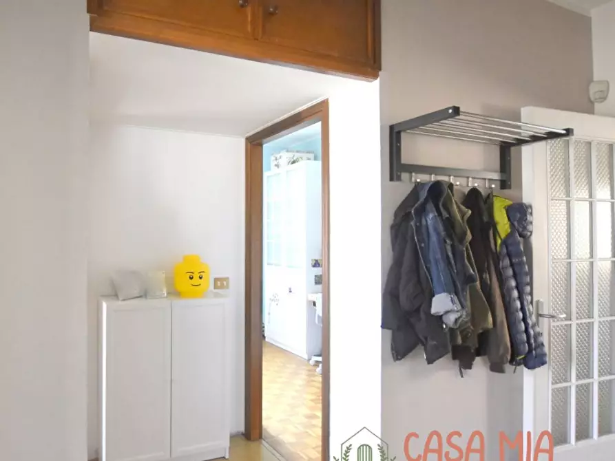 Immagine 1 di Appartamento in vendita  in via roma a Agazzano