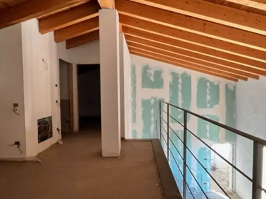 Immagine 1 di Appartamento in vendita  in mozart a Agazzano