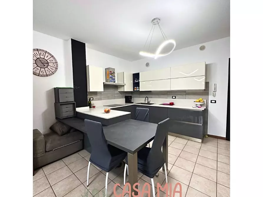 Immagine 1 di Appartamento in vendita  in Via stazione a Agazzano