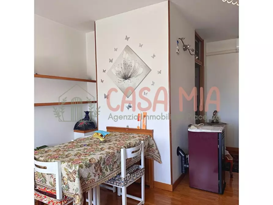 Immagine 1 di Appartamento in vendita  in guido rossa a Agazzano