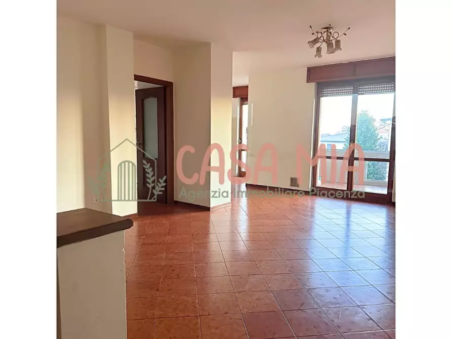 Immagine 1 di Appartamento in vendita  in via pietro nenni a Agazzano