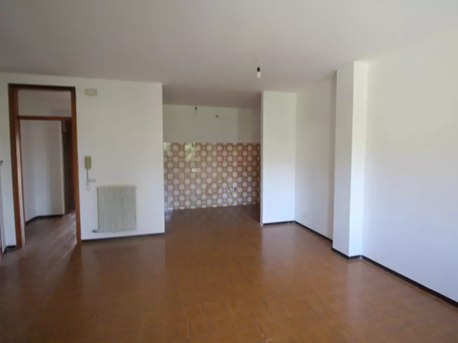 Immagine 1 di Appartamento in vendita  a Refrontolo