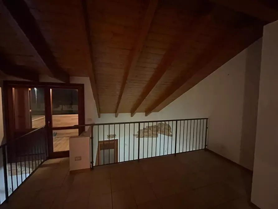 Immagine 1 di Appartamento in vendita  in via mameli calvagese della riviera a Calvagese Della Riviera