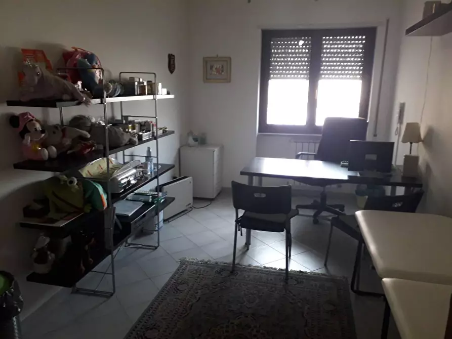Immagine 1 di Ufficio in affitto  a Tarquinia
