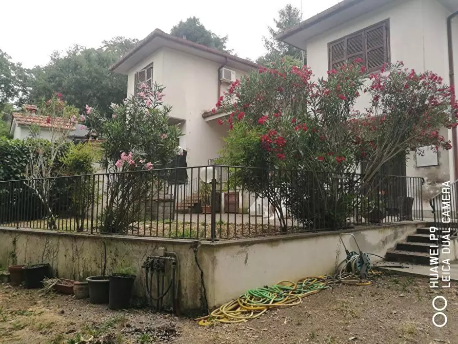 Immagine 1 di Villa in vendita  in Via del leone a Rignano Flaminio