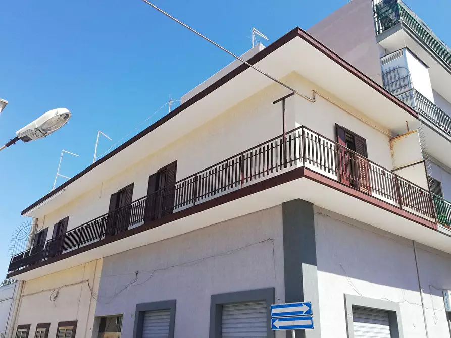 Immagine 1 di Appartamento in vendita  in Via montesanto a Taranto