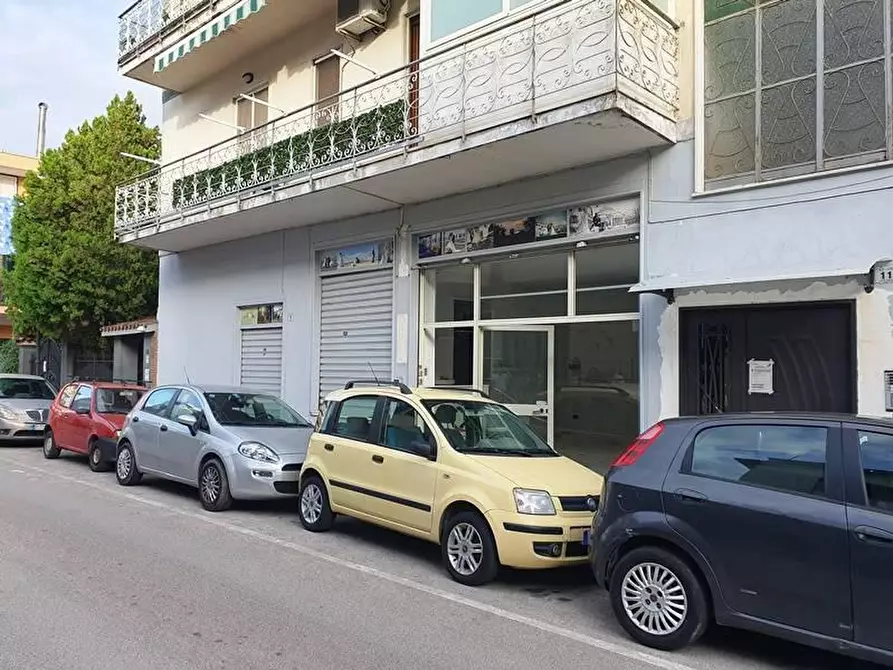 Immagine 1 di Locale commerciale in affitto  in Via Mario Pagano a Poggiomarino