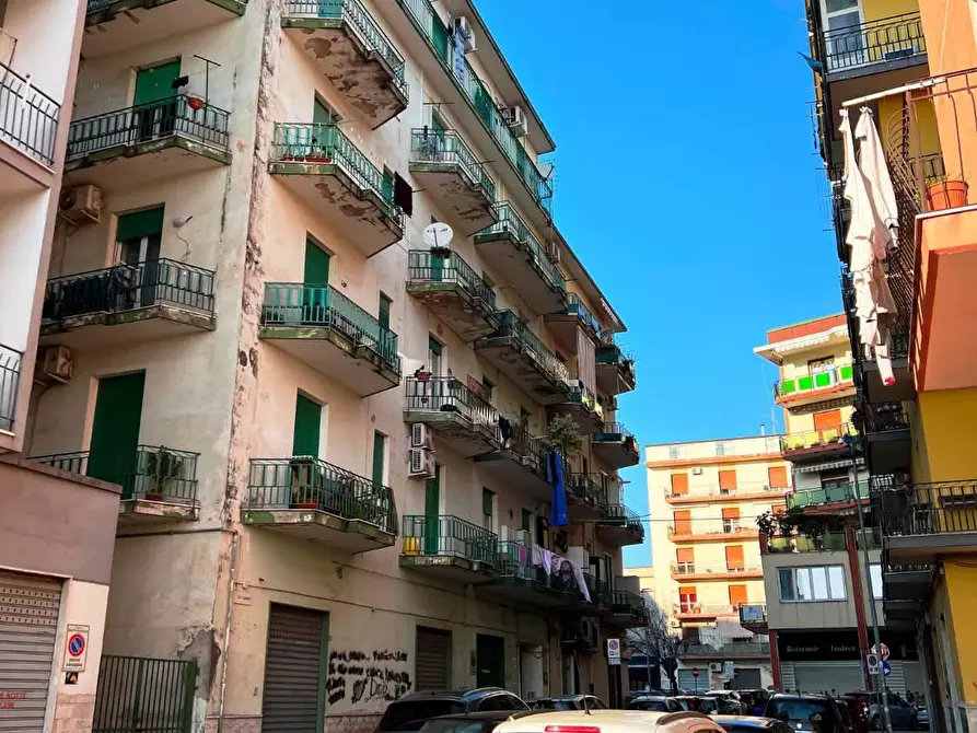 Immagine 1 di Appartamento in vendita  in Via carso a Battipaglia