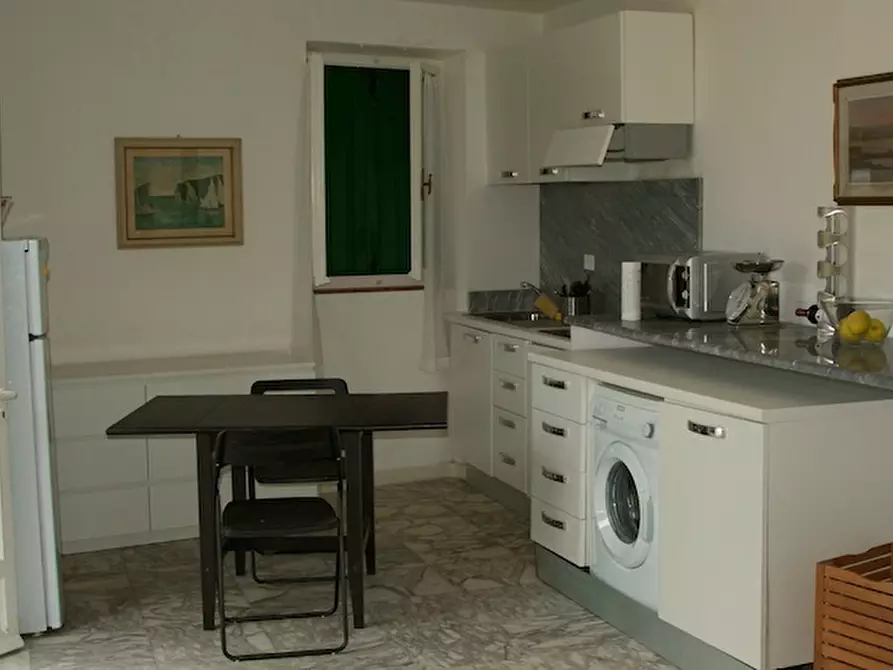 Immagine 1 di Appartamento in vendita  a Ameglia