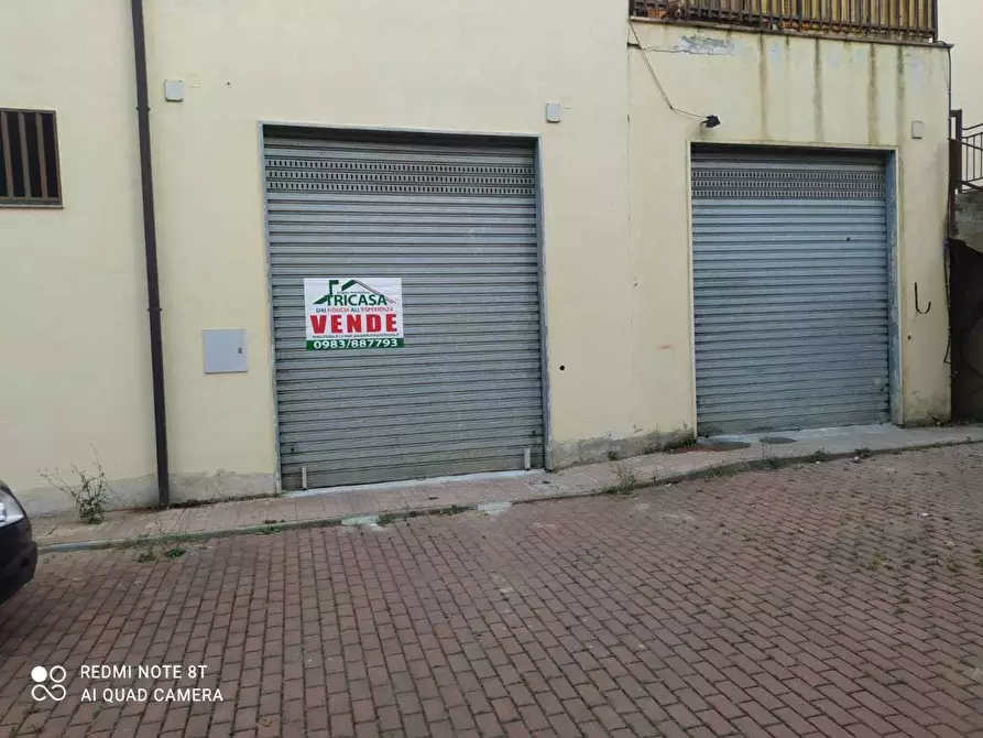 Immagine 1 di Locale commerciale in vendita  in Via Dragosei a Corigliano-Rossano