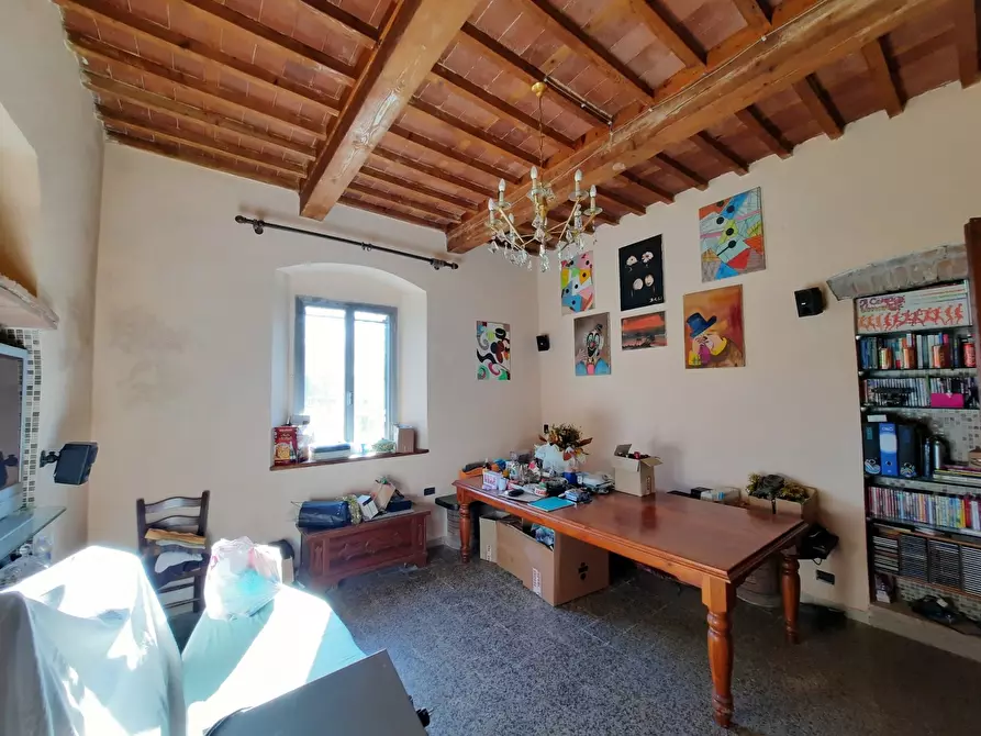 Immagine 1 di Appartamento in vendita  in Via di Mezzo II a Lucca