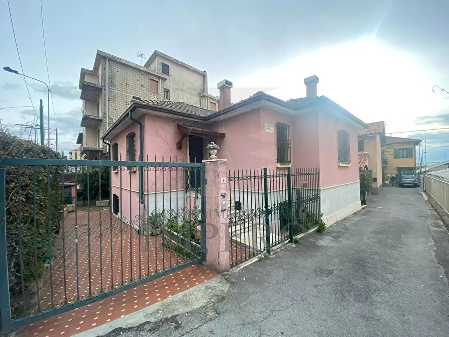 Immagine 1 di Appartamento in affitto  in Via Arenella a Bordighera