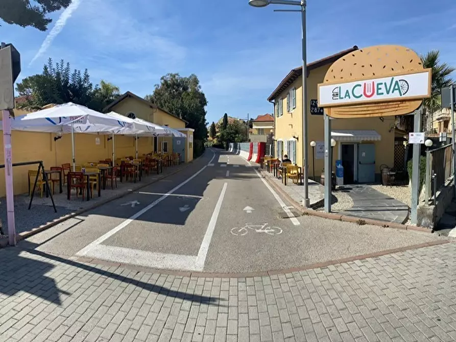 Immagine 1 di Bar / Ristorante in vendita  in Strada Tre Ponti a San Remo