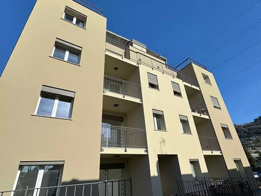 Immagine 1 di Appartamento in vendita  in Via Leva a Taggia