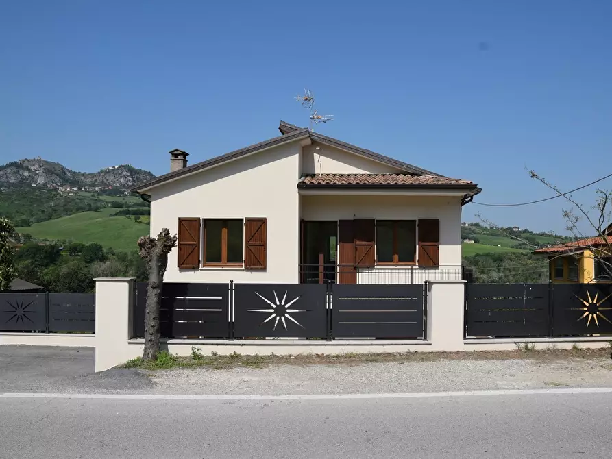 Immagine 1 di Casa indipendente in vendita  a Verucchio