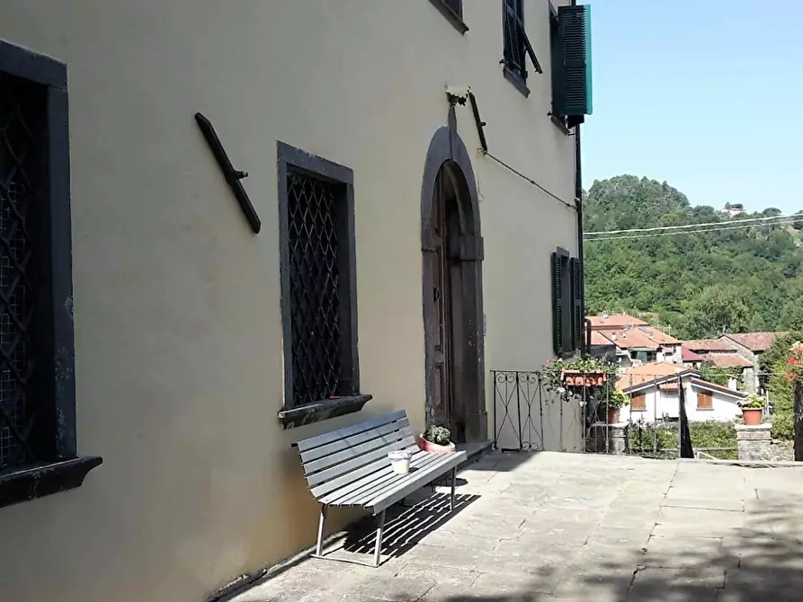 Immagine 1 di Appartamento in vendita  a Fivizzano