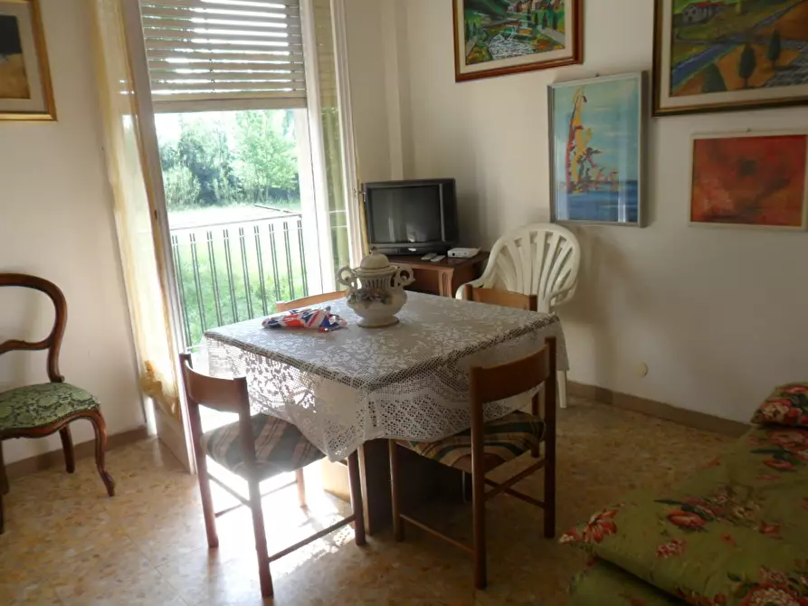 Immagine 1 di Appartamento in affitto  a Sarzana