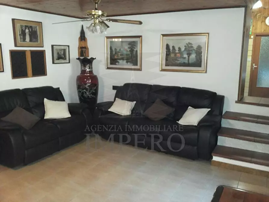 Immagine 1 di Appartamento in vendita  in Via Gallardi a Ventimiglia