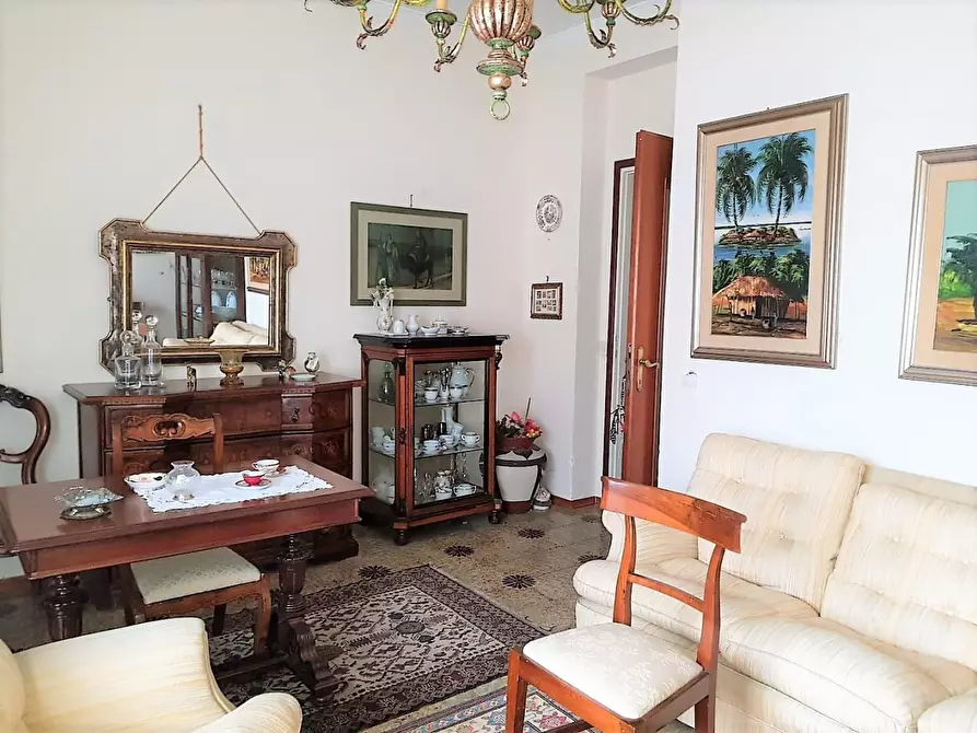 Immagine 1 di Appartamento in vendita  in Via Don Giovanni Minzoni a Carrara